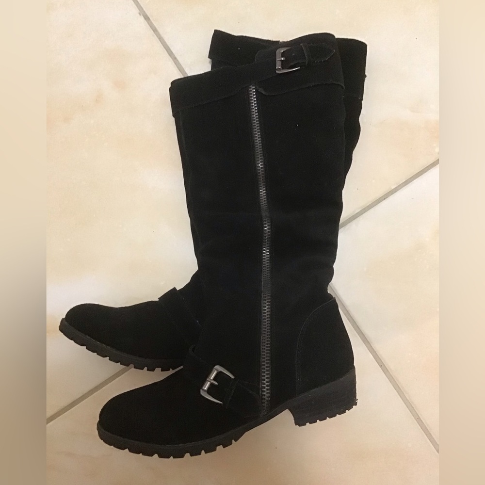 Steve Madden suede boots